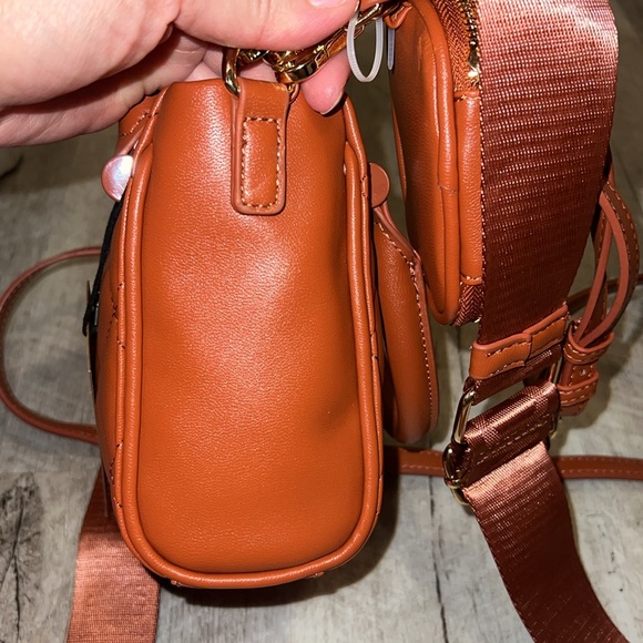 NEW Steve Madden whiskey spice crossbody with mini wallet - Picture 14 of 16